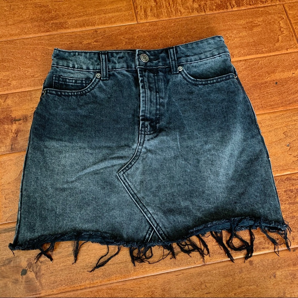 Forever 21 Black Denim Skirt